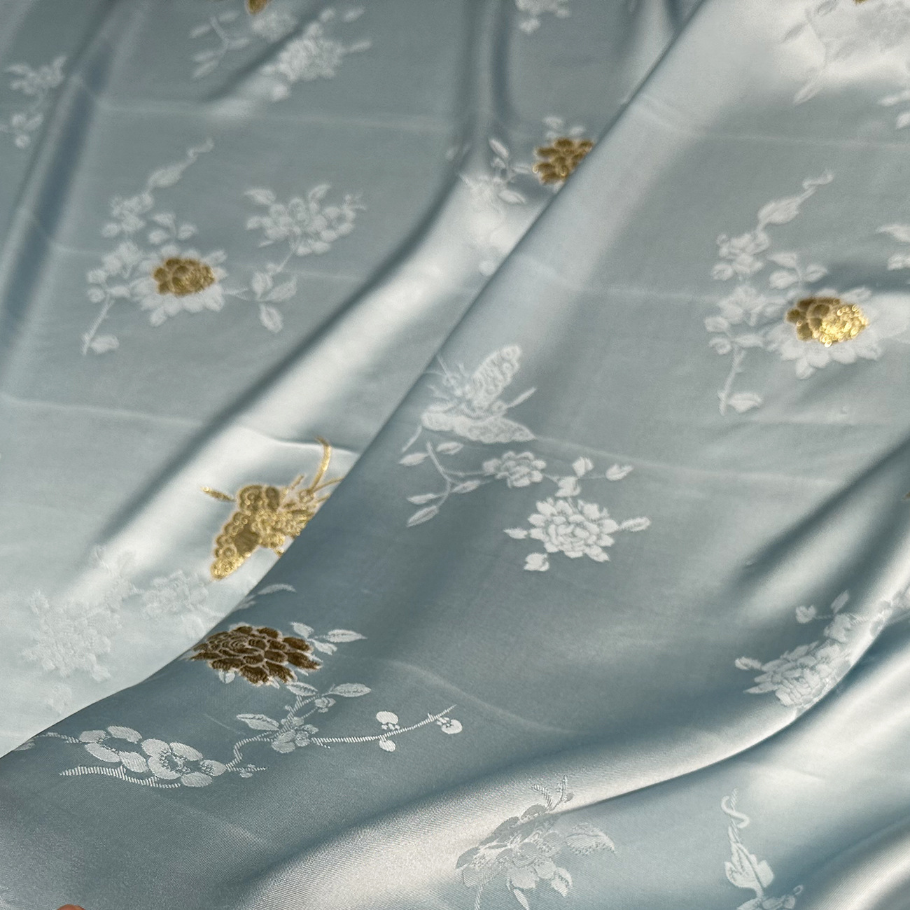 重缎织金蝴蝶人丝提花面料 国风剪花连衣裙新中式套装汉服衬衫布,淘宝优惠券,粉丝福利购,淘宝优惠卷
