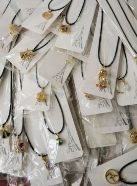 吊坠项链库存清仓批发夜市摆摊亏本处理300条一手走高保色饰品