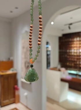 天然新疆和田佛公女吊坠奶香芭比檀木玉佛弥勒佛笑佛玉坠项链礼物