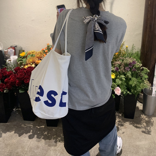 丝巾发带女绑发飘带领巾扎头发丝带复古法式高级感头巾夏季头巾