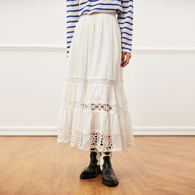 White Moonlight Series V-neck Waistband Lace Splicing Dress+Madeira Embroidered Half Skirt+High Waist Umbrella Skirt