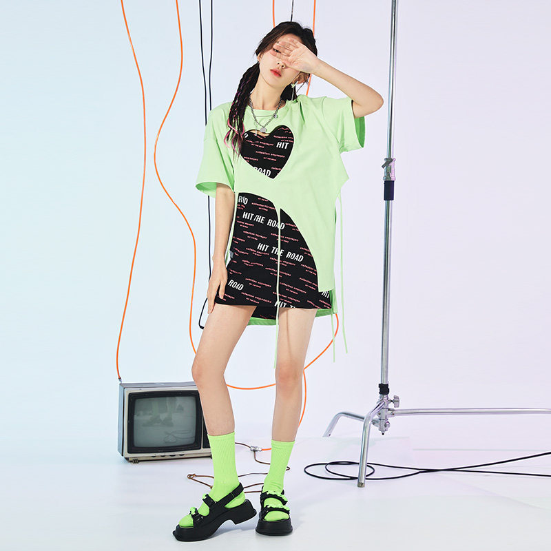 金苑套装连衣裙女夏季新款潮流个性T恤字母印花吊带裙G222130,淘宝优惠券,粉丝福利购,淘宝优惠卷