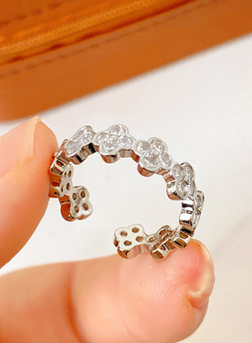 铜镀真金新款轻奢微镶锆石四叶草开口戒指气质时尚可调节跨境爆款