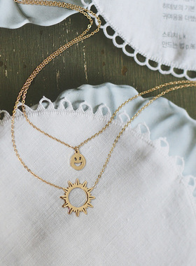 向日葵表情包双层叠戴钛钢锁骨链