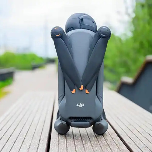 dji大疆新款御4 pro无人机航拍360度旋转可竖排全新支持以旧换新 - 图0