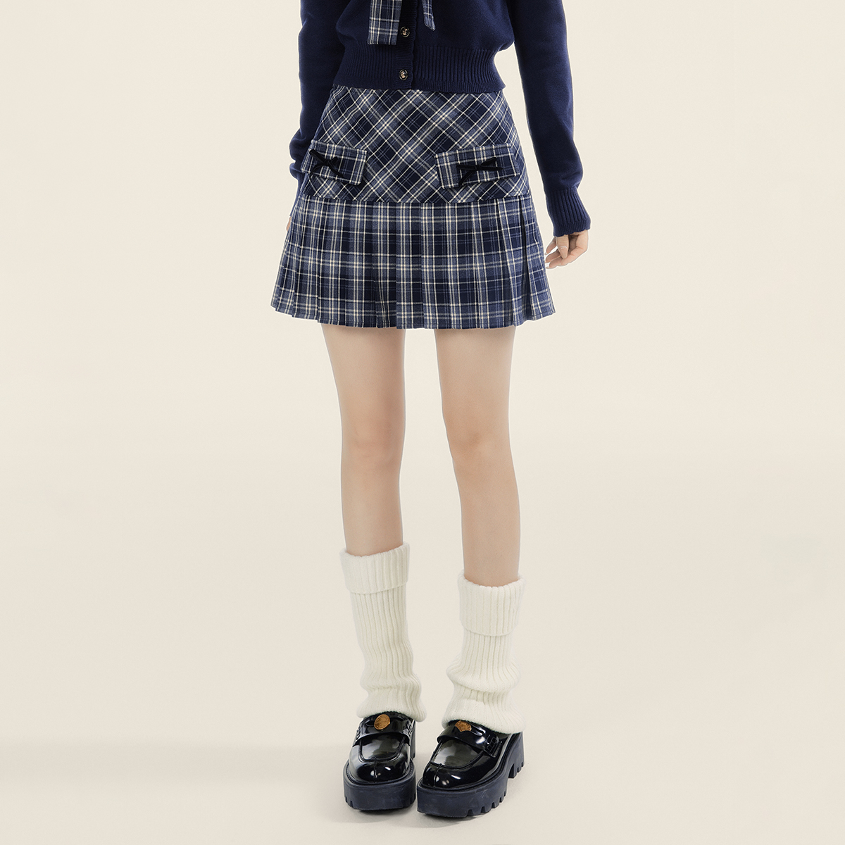 EPTISON套装女2025冬季新款短款毛衣外套格纹百褶裙学院风两件套 - 图2