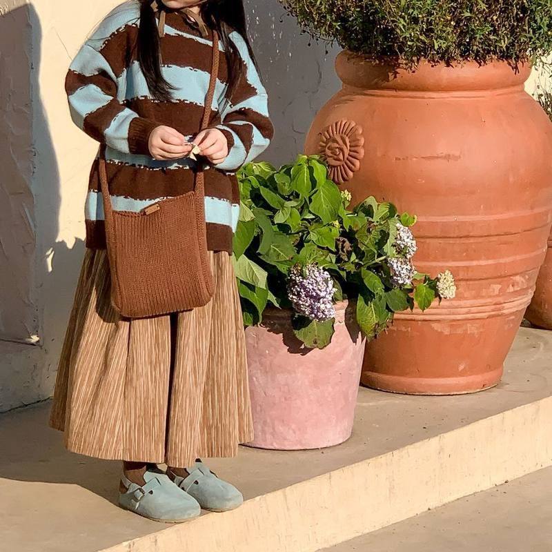 纯色韩版洋气末小蒙女童半身裙秋款儿童2024童裙百搭复古休闲裙子,淘宝优惠券,粉丝福利购,淘宝优惠卷