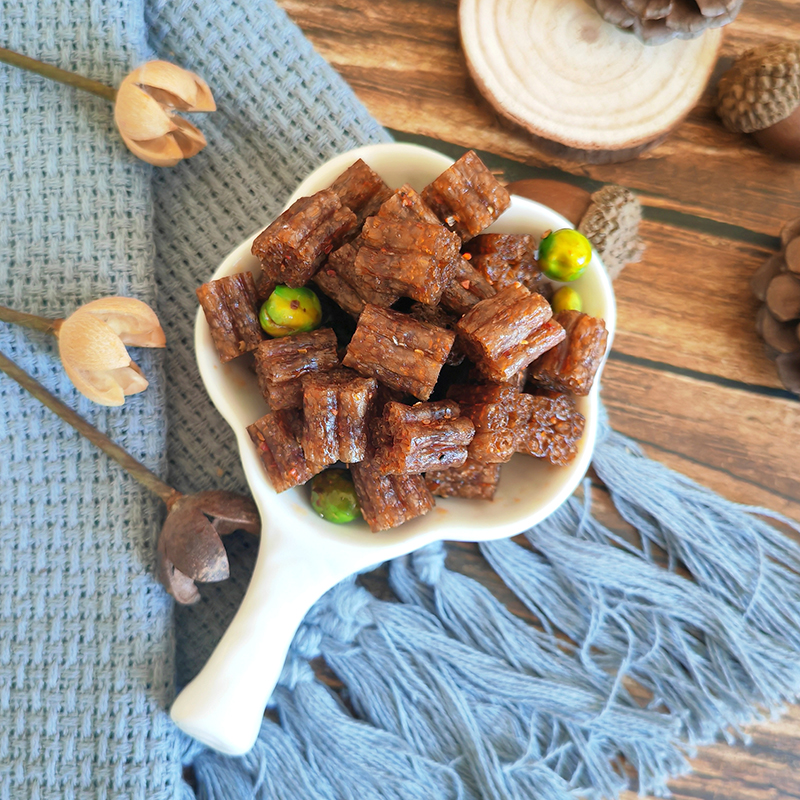 钟阿龙鱼香脆骨味辣条调味面制品小面筋8090怀旧零食辣条辣块辣片 - 图2