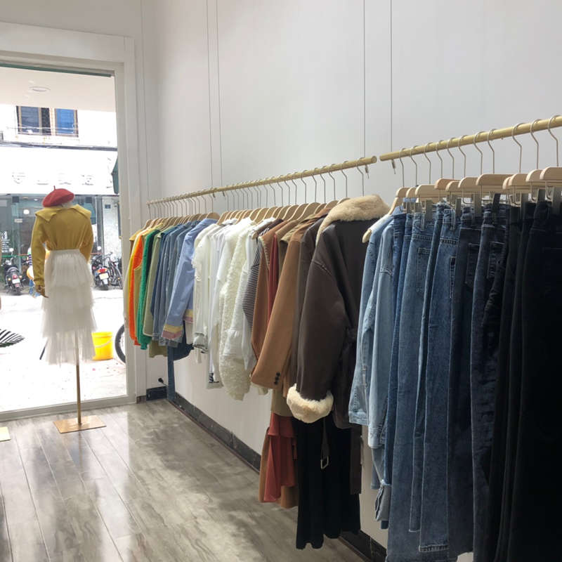 服装店展示架女装店单杆吊架金色上墙吊顶挂衣架童装上墙悬挂货架 - 图1