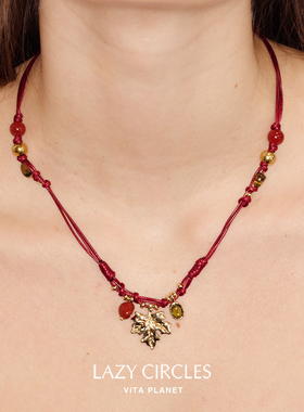 LAZYCIRCLES编绳串珠枫叶项链