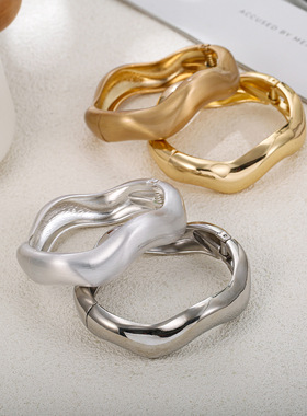 经典外贸手镯外贸波浪宽手镯欧美流行电镀潮流Bangle手镯伴手礼