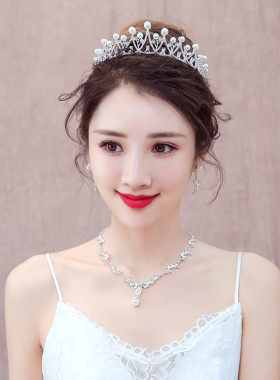 2021新款新娘皇冠头饰三件项链