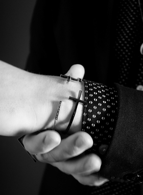 十字架欧美风男女款情侣轻奢手镯