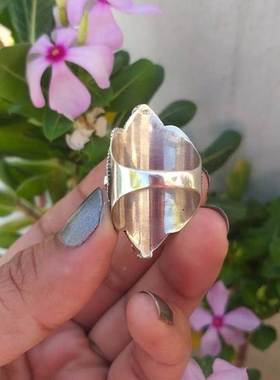 Vintage Women's Ring Bohemian Exaggerated Ring Inlaid Red Cu