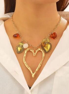 Irregular Srap Red Peach Hear Necklaces for Women Ladies Boh