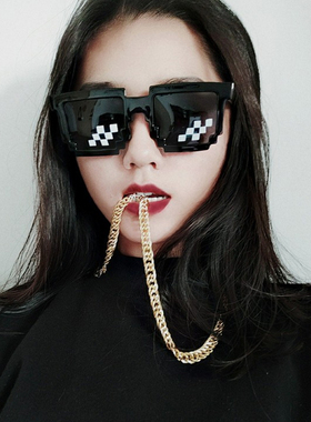 马赛克眼镜社会人大佬二次元