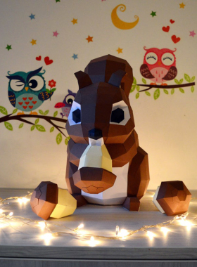 小松鼠吃坚果桌面橱柜森林系模型