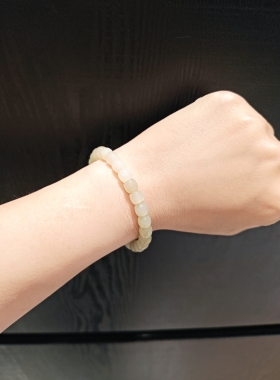 7m和田玉浅晴渐变直切手串手链都有棉絮