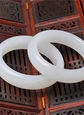 新疆天然和田玉玉石手镯宽版宽版