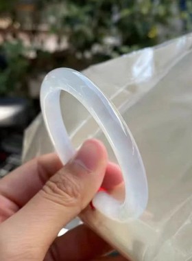 白月光冰飘花冰透石英岩玉手镯子