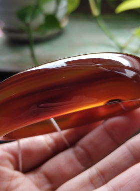 印象巴西料酒红色底子玛瑙手镯