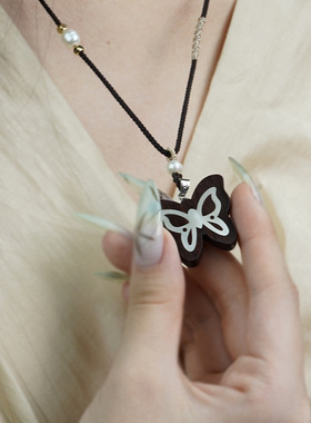 小叶紫檀木镶银蝴蝶项链项坠镶嵌国风化蝶复古吊坠男女挂饰品定制