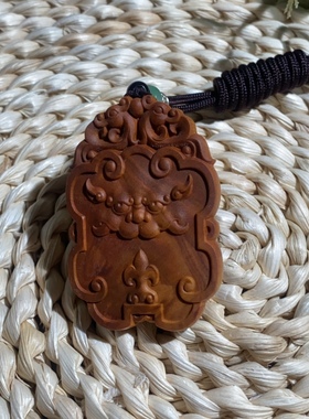 印度迈索尔老山檀香木雕