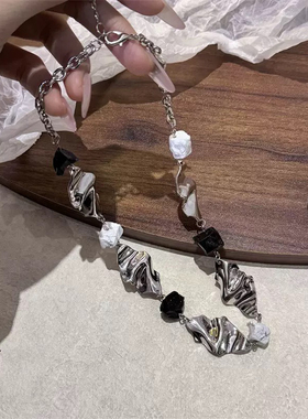 欧美夸张复古小众朋克项链女个性百搭颈链轻奢锁骨链设计感配饰潮