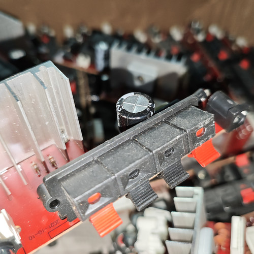 功放拆机件血亏当元件故障二手研究应用维修功放板.带散热 故障板 - 图0