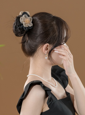 奇美拉花朵丸子头抓夹鲨鱼夹发夹
