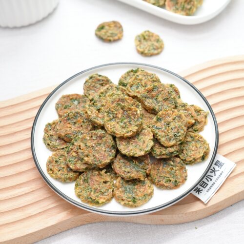 来自小火星 自制狗奖励训练小饼干零食鸡肉羽衣甘蓝蔬菜含维生素 - 图0