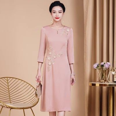 年轻款高贵裙子旗袍洋气时尚喜婆婆婚宴装妈妈婚礼服连衣裙女春夏