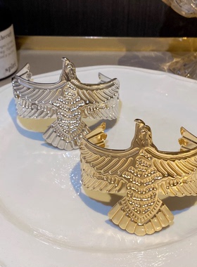 金色飞鸟独特精美臂环女