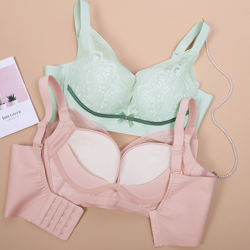 韩彩文胸舒适蕾丝性感聚拢上托防下垂柔软透气中厚杯调整型内衣女