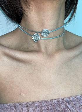 法式复古双层花朵皮革项链女设计感小众个性百搭时尚颈链锁骨链