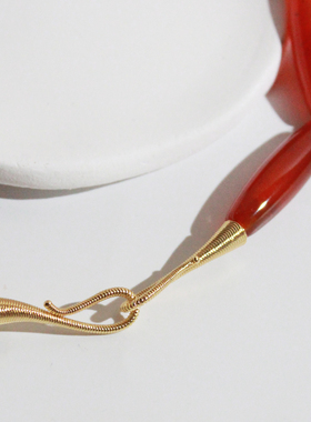 2025秋冬新中国风红色夸张颈链项链短款女时尚质感夸张ZD