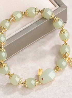 典润珠宝天然和田玉手链福牌玉兔