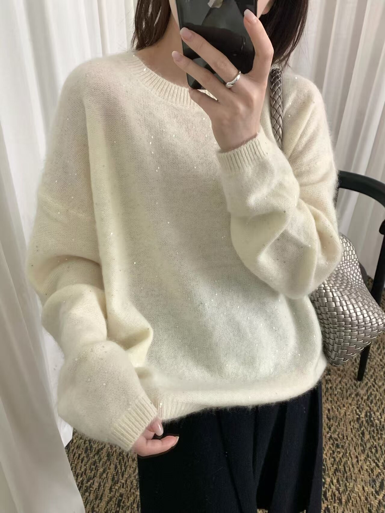 欧货拉毛亮片羊毛时尚圆领长袖针织衫宽松慵懒风套头毛衣女26699,淘宝优惠券,粉丝福利购,淘宝优惠卷