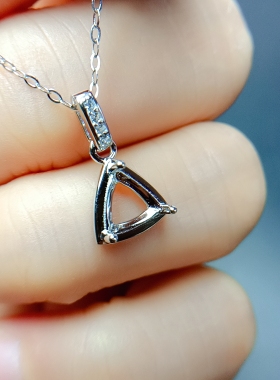 S925银吊坠空托三角形6*6mm