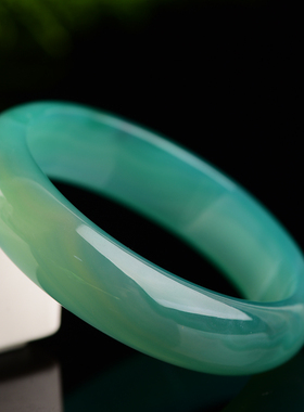 母亲节礼物女玛瑙翡翠色手镯正圆