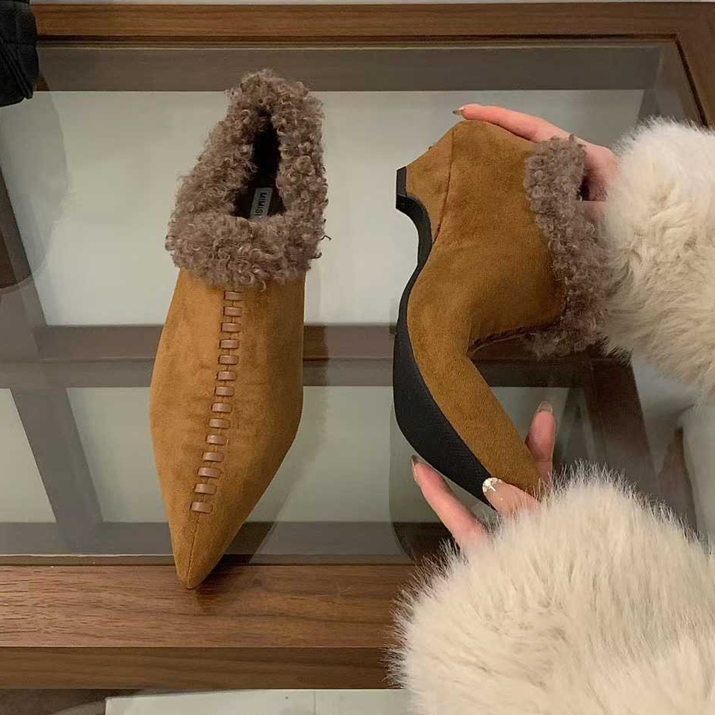 欧美时尚尖头小粗跟低跟加绒保暖卷毛鞋口羊羔毛深口单鞋法式女鞋,淘宝优惠券,粉丝福利购,淘宝优惠卷