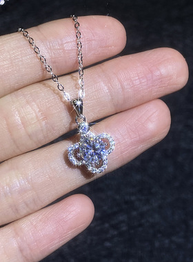 S925纯银高级感三瓣花莫桑石项链时尚气质风同款锁骨链