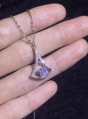 S925纯银莫桑石项链韩版小裙子吊坠轻奢锁骨链简约气质莫桑石