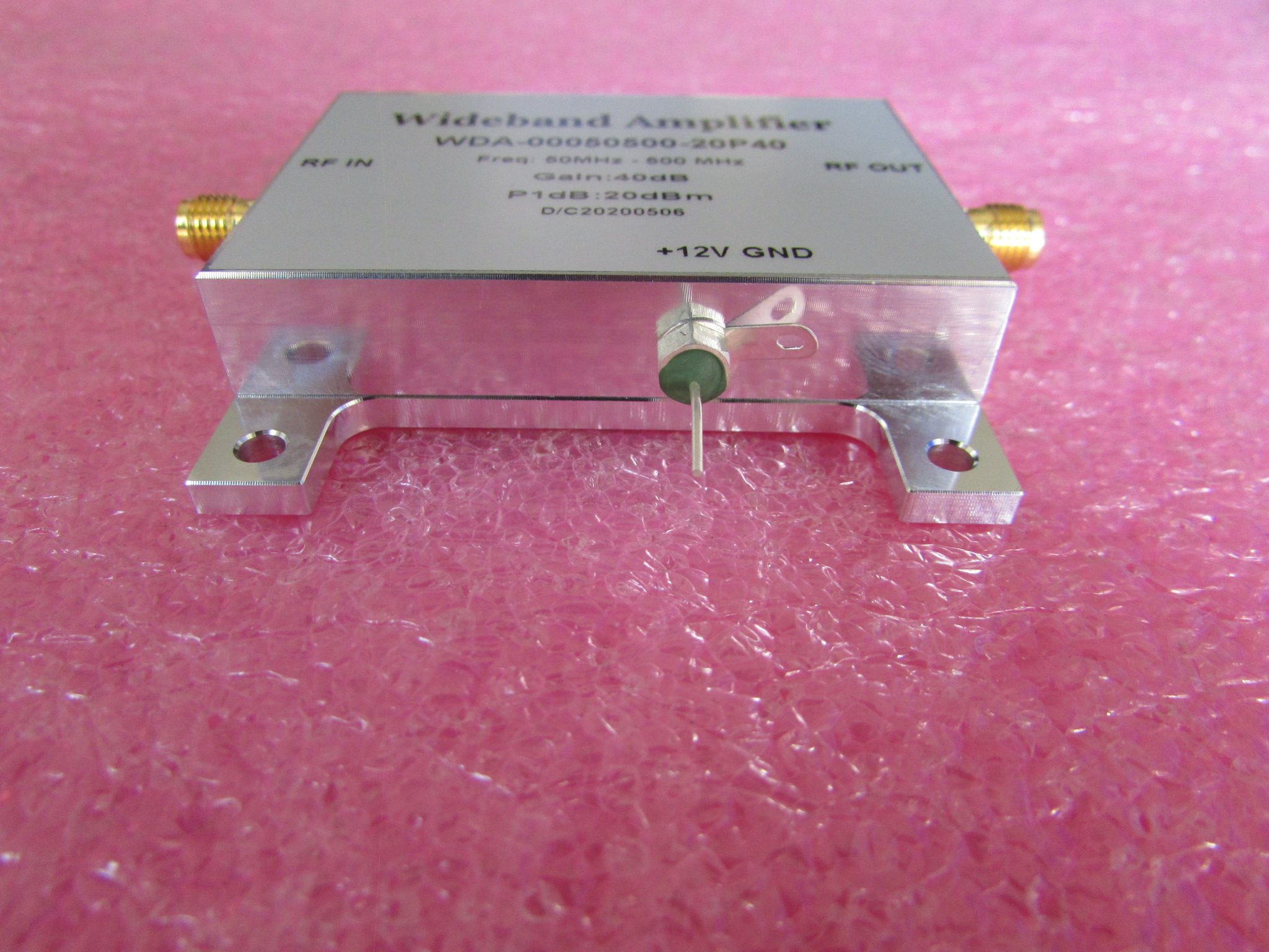 WDA-00050500-20P40 50-500MHz 40dB 20dBm SMA射频低噪声放大器 - 图3