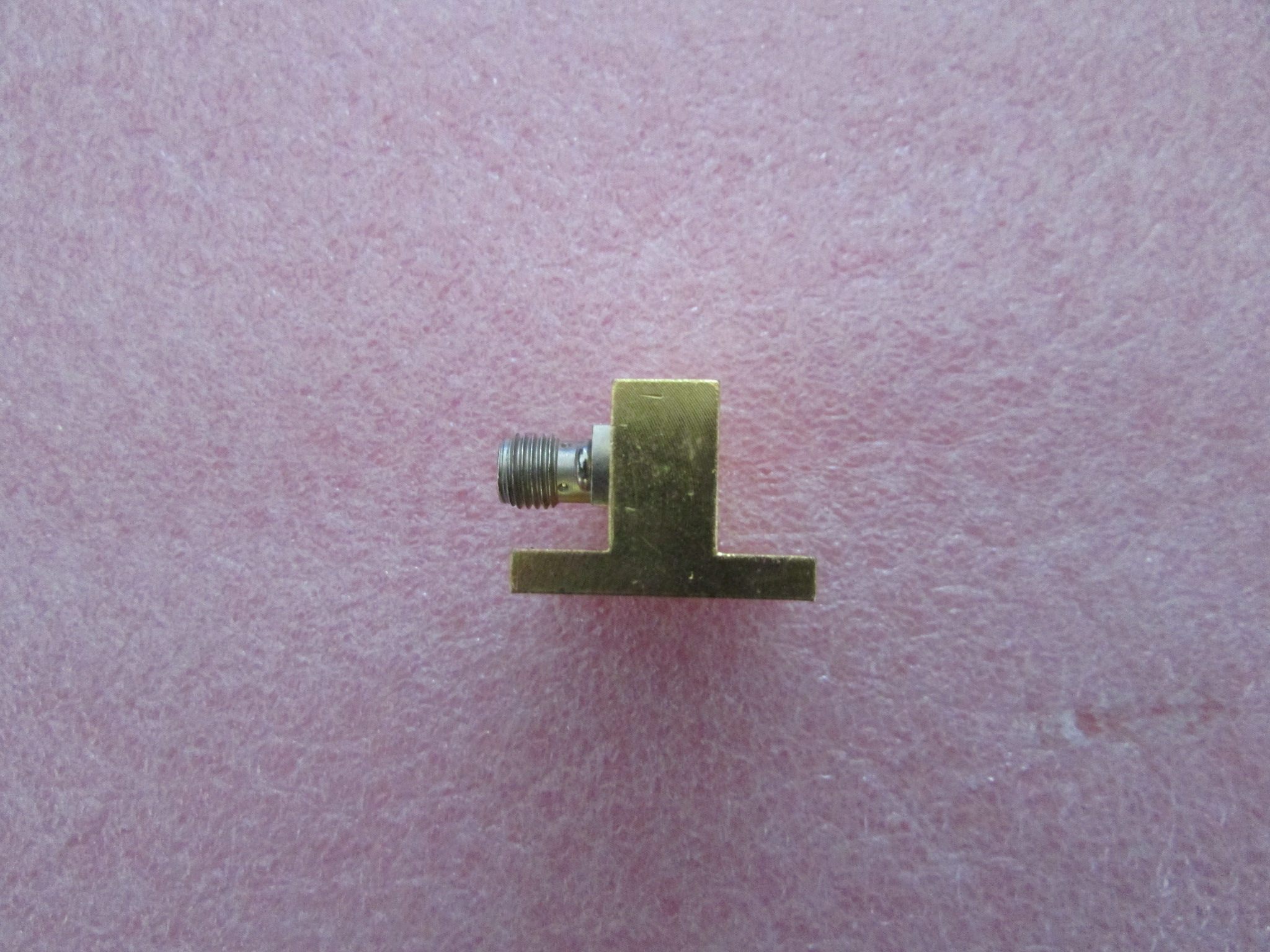 21.7-33GHz BJ260 WR34 SMA  波导转接器 - 图2