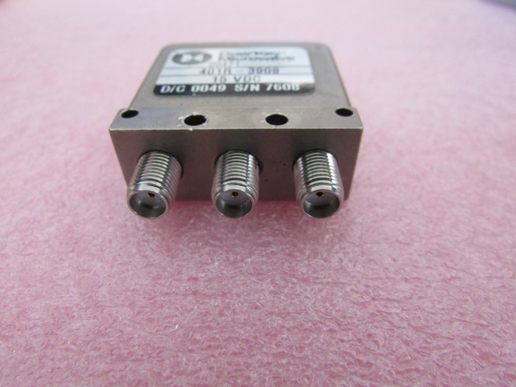 DOW-KEY 401R-3908 DC-18GHz SMA SPDT 15V 射频微波同轴开关 - 图2