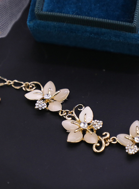 秀气小花朵手链手饰品