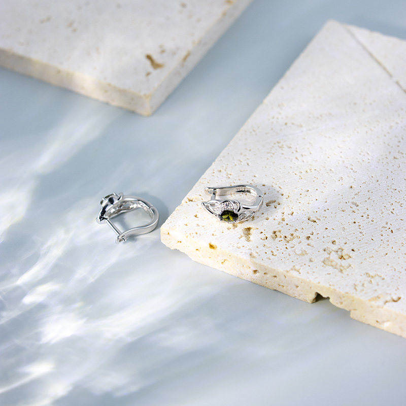 leqiyuan橄榄绿宝石耳钉女轻奢小众法式原创新颖耳饰耳环,淘宝优惠券,粉丝福利购,淘宝优惠卷