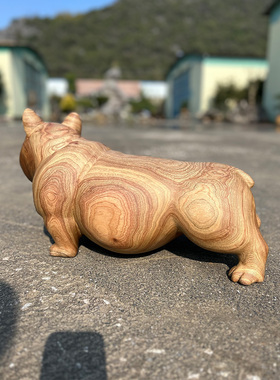 网红款斗牛犬香樟木雕塑空间摆件