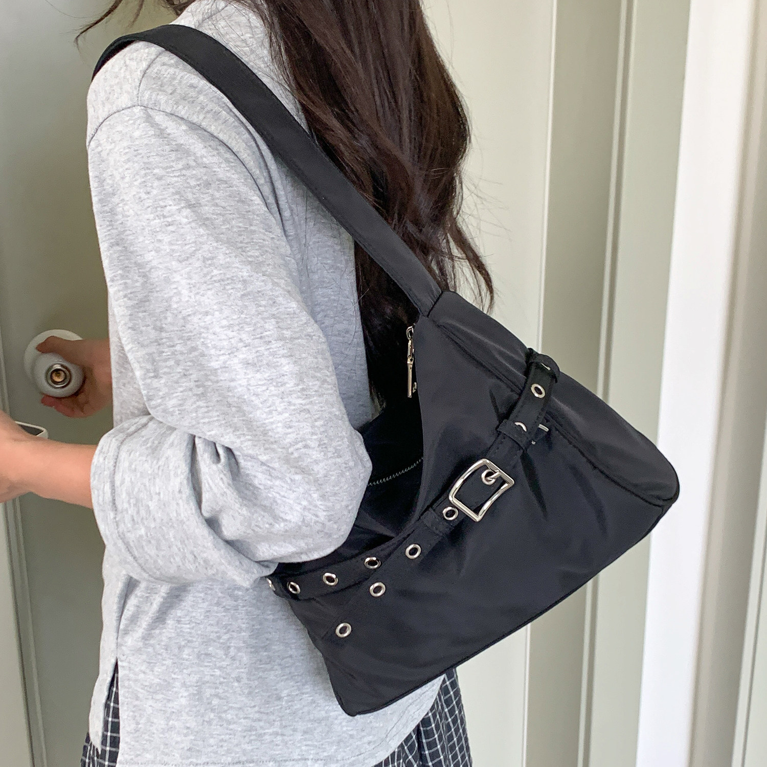 EMORRIN韩版小众设计轻便尼龙布腋下包高级感百搭通勤手提单肩包,淘宝优惠券,粉丝福利购,淘宝优惠卷